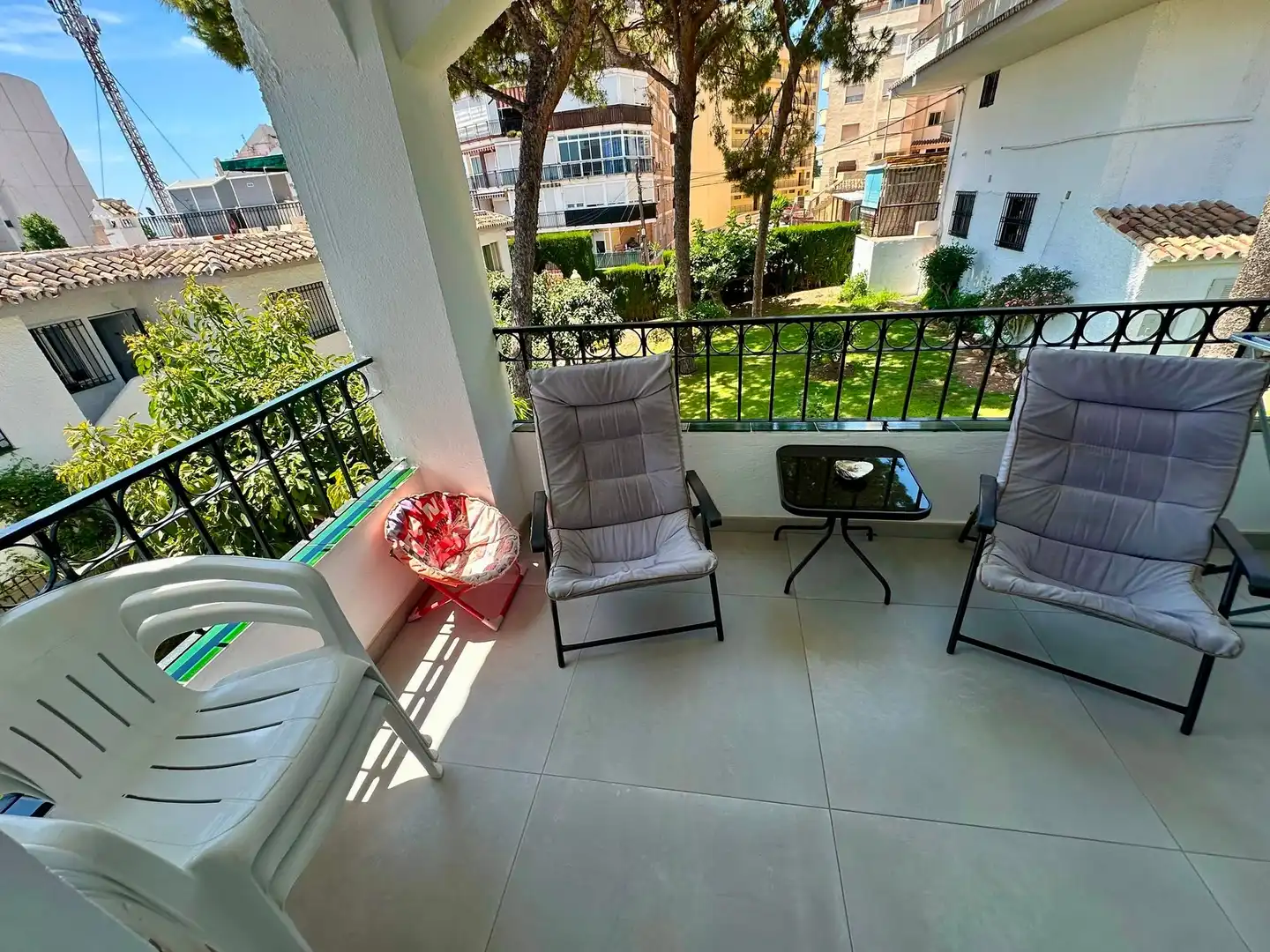 Terrace of Apartments for rent in Solymar