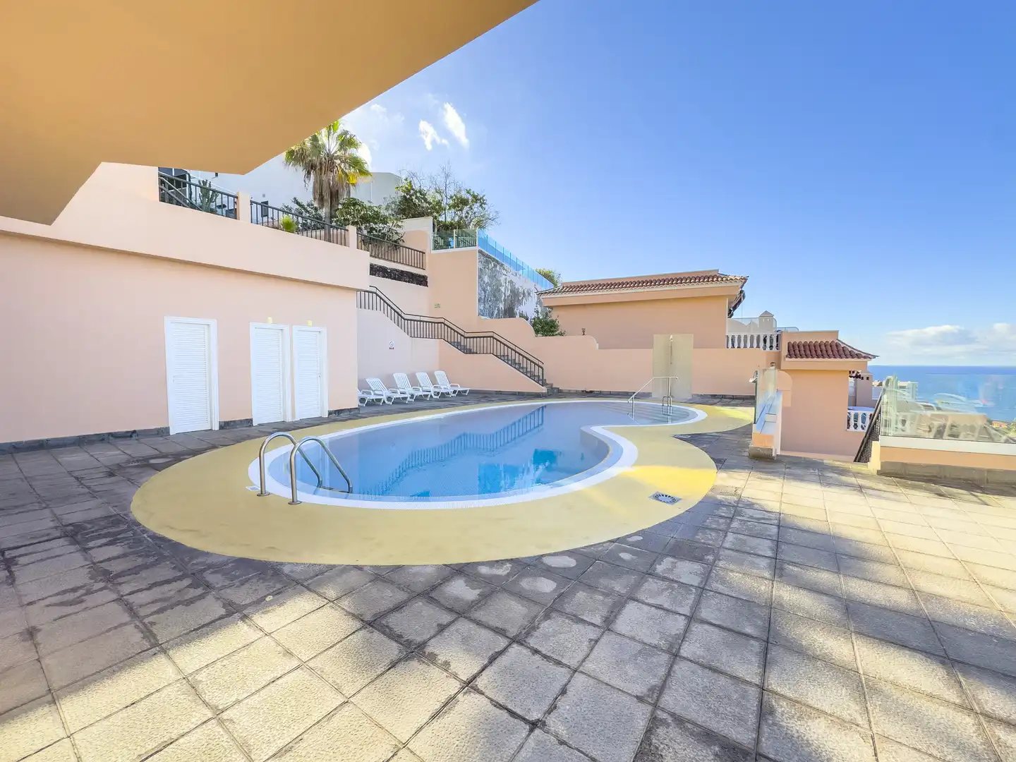 Piscina de Piso de alquiler en Santiago del Teide con Aire acondicionado, Calefacción y Terraza