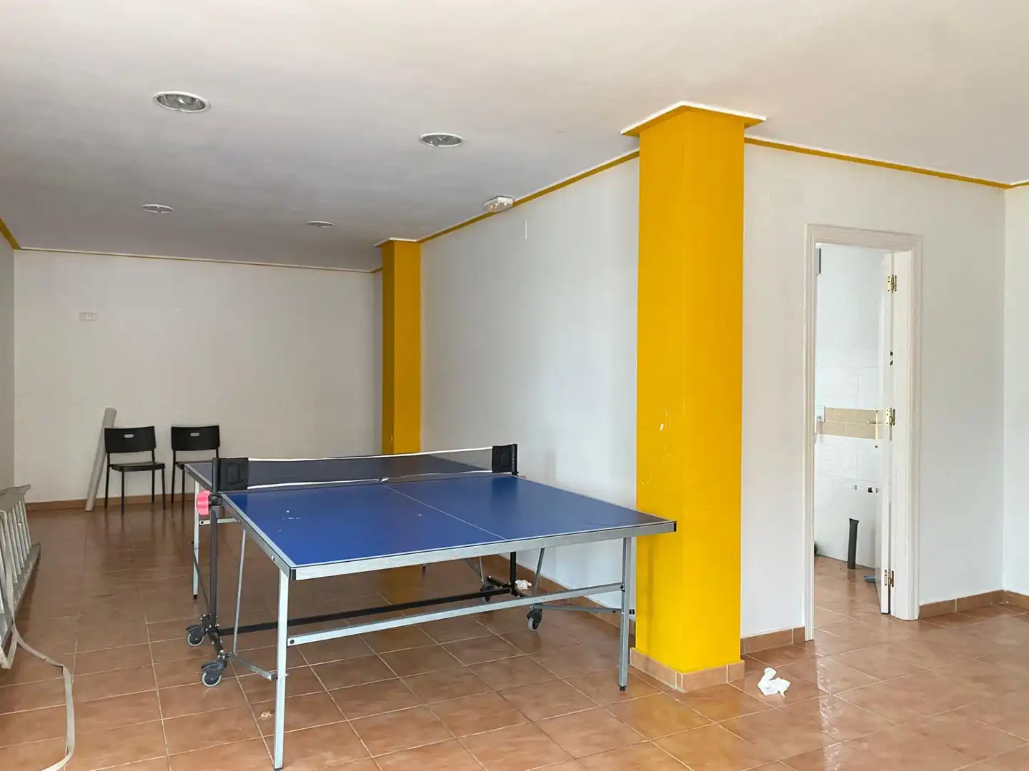 Wohnung zum Verkauf in Águilas mit Klimaanlage, Terrasse und Abstellraum