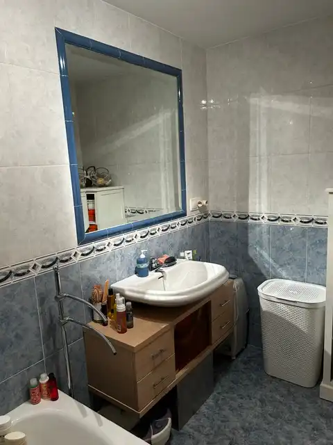 Bathroom of Flat for sale in Vilagarcía de Arousa  with Parquet flooring, Storage room and Furnished