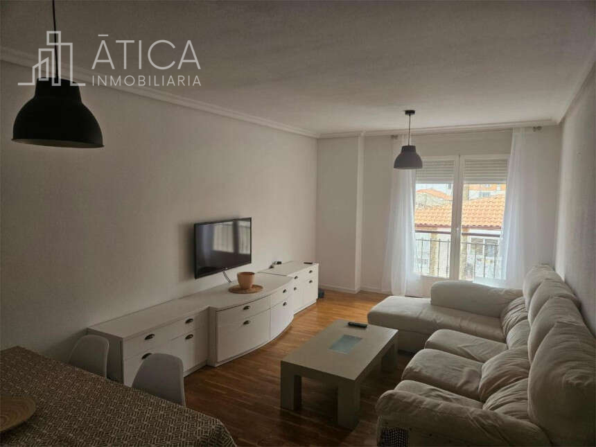 Sala d'estar de Pis de lloguer en Salamanca Capital amb Calefacció, Terrassa i Moblat