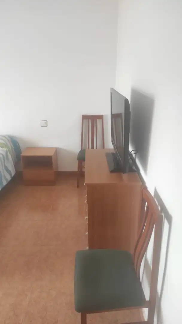 Sala de estar de Apartamento de alquiler en Cáceres con Aire acondicionado, Calefacción y Amueblado