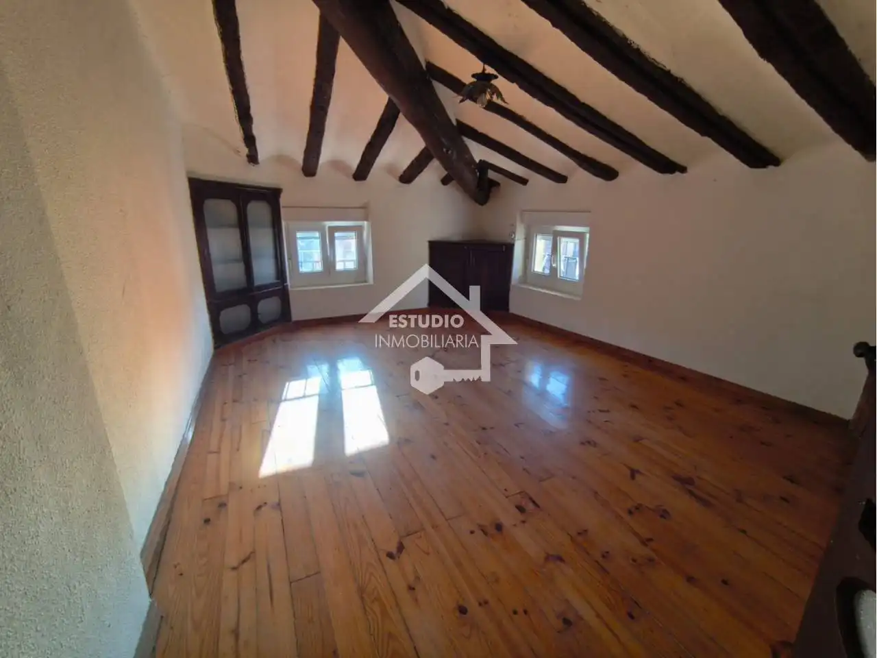 Sala d'estar de Casa o xalet en venda en Lodosa amb Calefacció i Terrassa