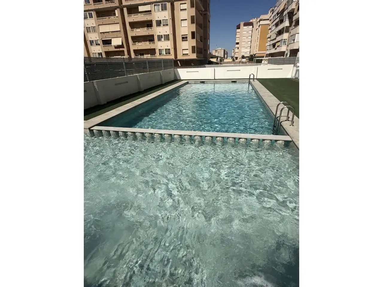 Piscina de Ático en venta en Elche / Elx con Aire acondicionado, Parquet y Terraza