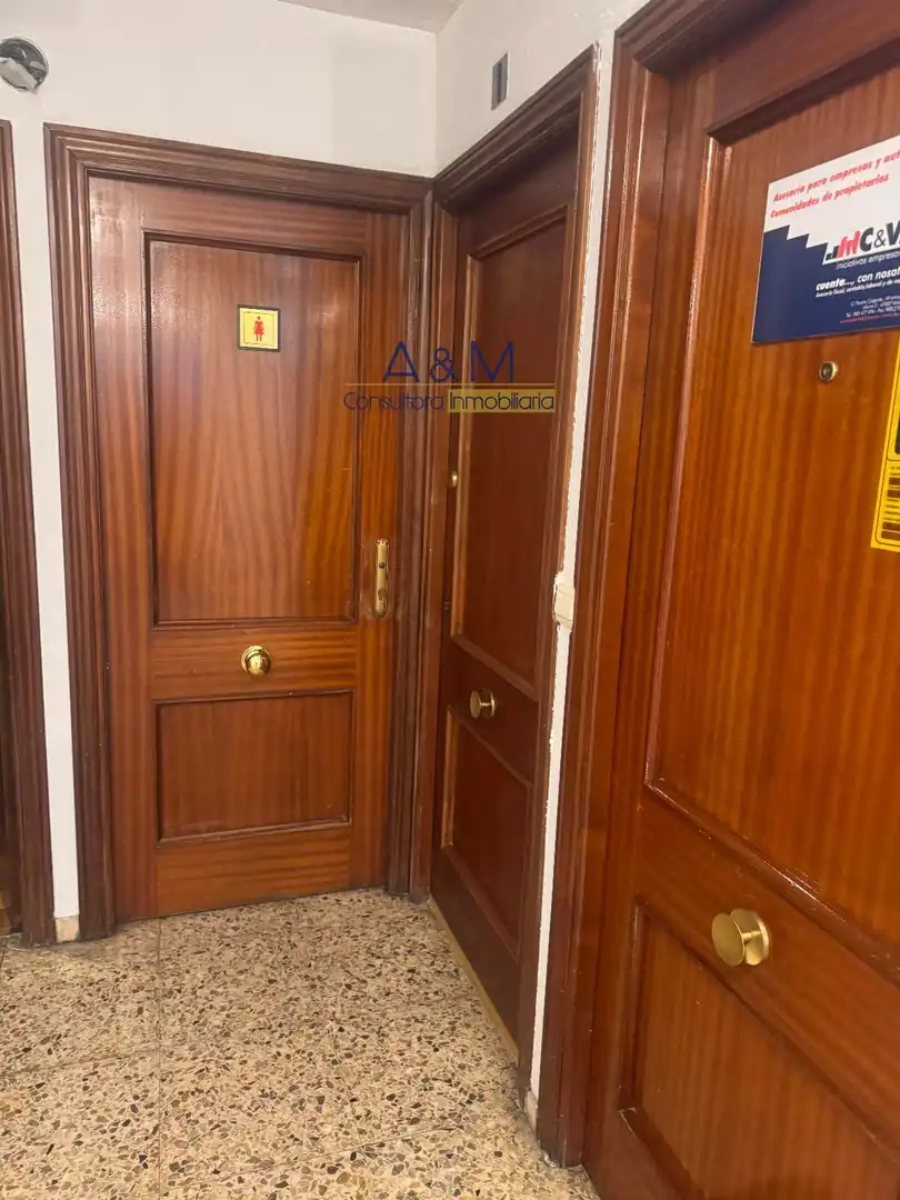 Office space with lift to rent in Puente Colgante, imagen 8
