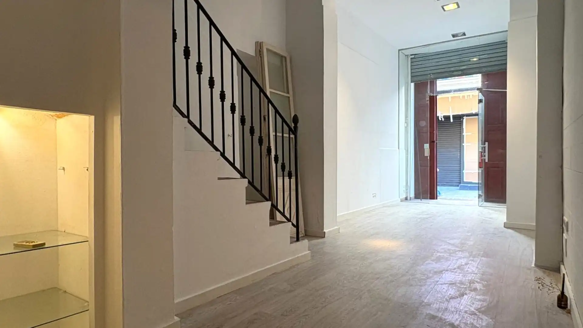 Premises for sale in Vilanova i la Geltrú  with Air Conditioner and Parquet flooring