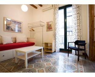Bedroom of Flat to rent in  Barcelona Capital  with Air Conditioner, Heating and Storage room