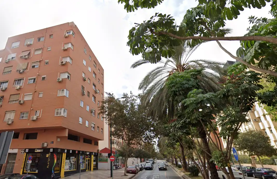 Vista exterior de Piso en venta en Cruz de Humilladero