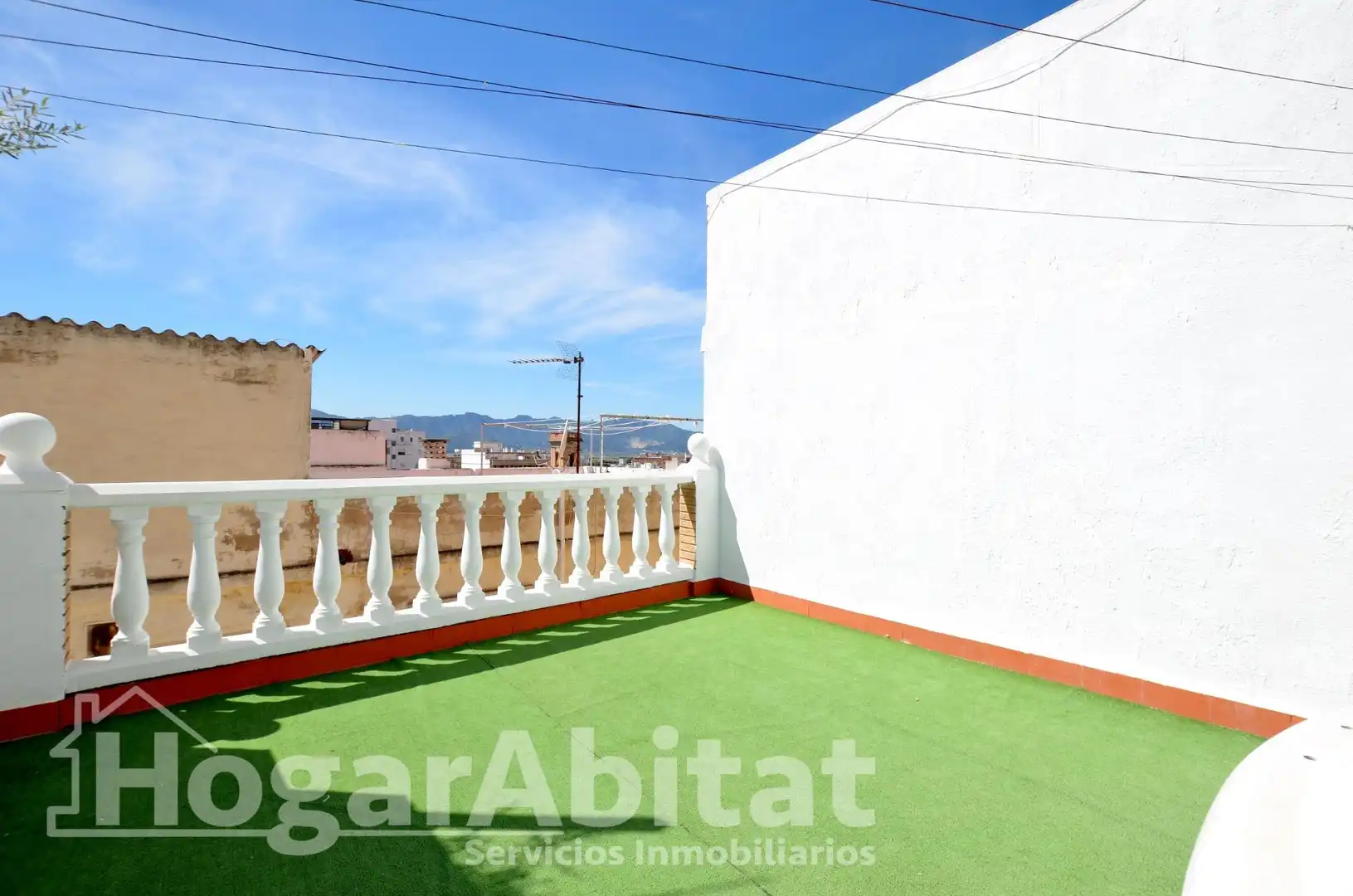 Außenansicht von Haus oder Chalet zum Verkauf in Cullera mit Terrasse und Balkon