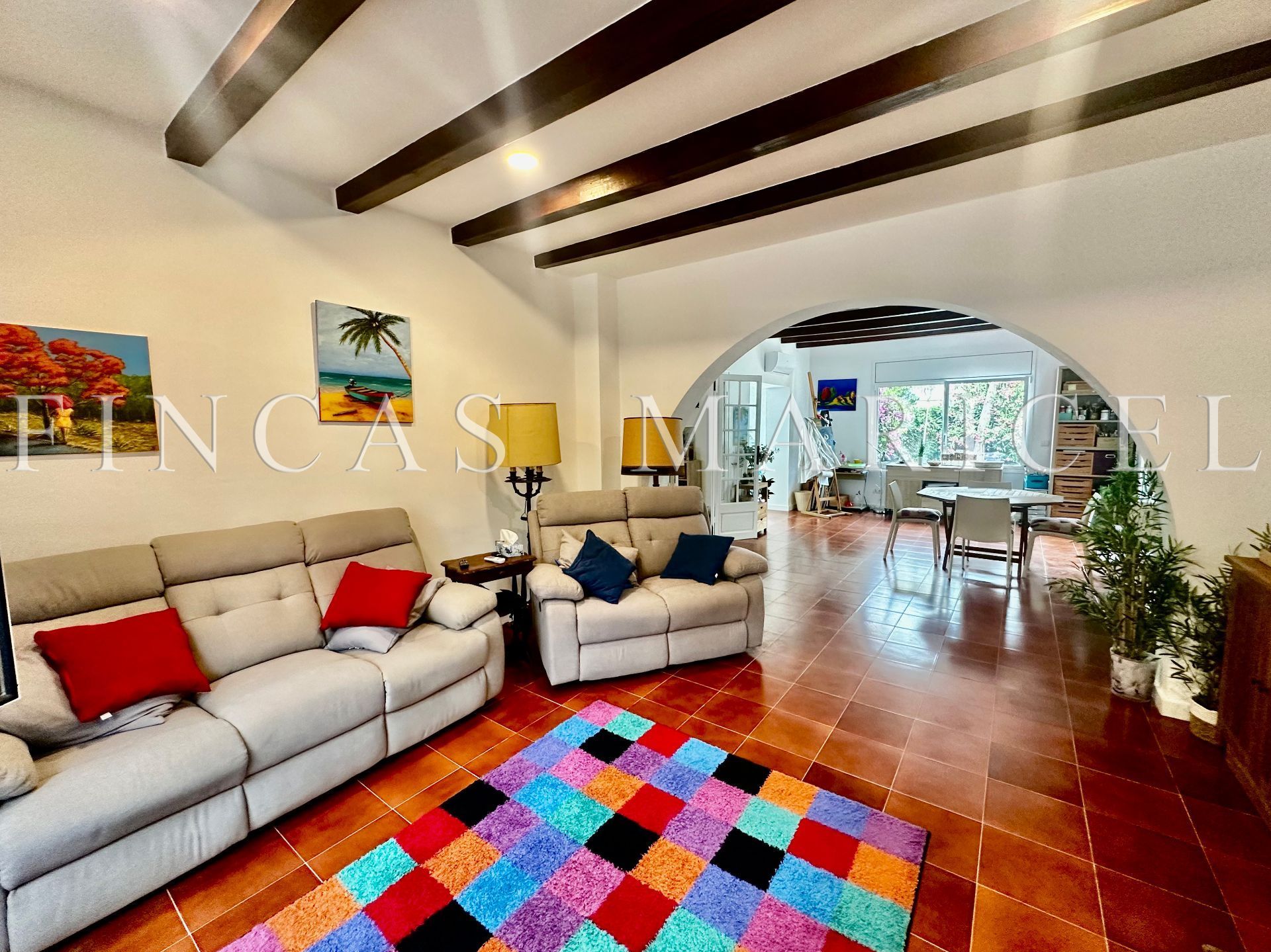 Sala d'estar de Casa o xalet en venda en Sitges amb Aire condicionat, Calefacció i Jardí privat