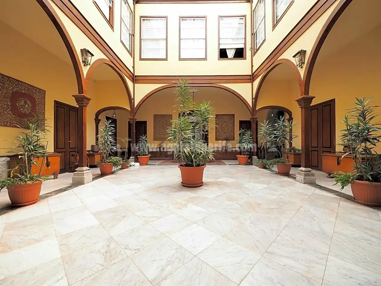Houses for sale in La Orotava  with Private garden and Terrace