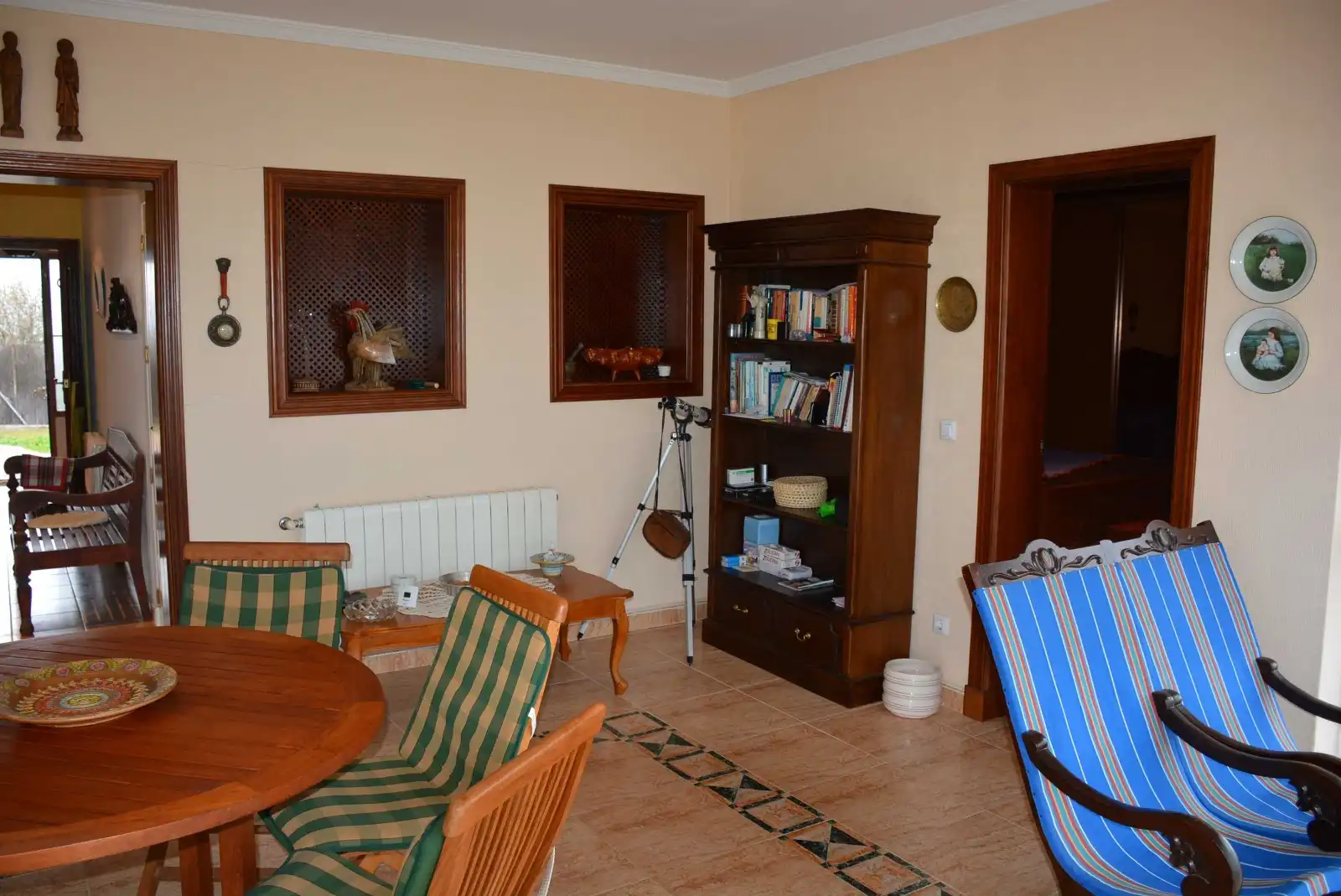 Sala d'estar de Casa o xalet en venda en Medellín amb Aire condicionat, Calefacció i Jardí privat