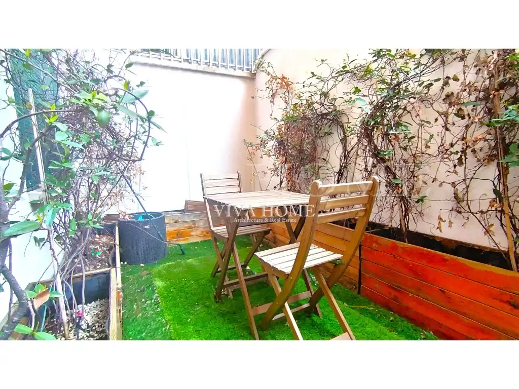 Jardín de Piso en venta en  Madrid Capital