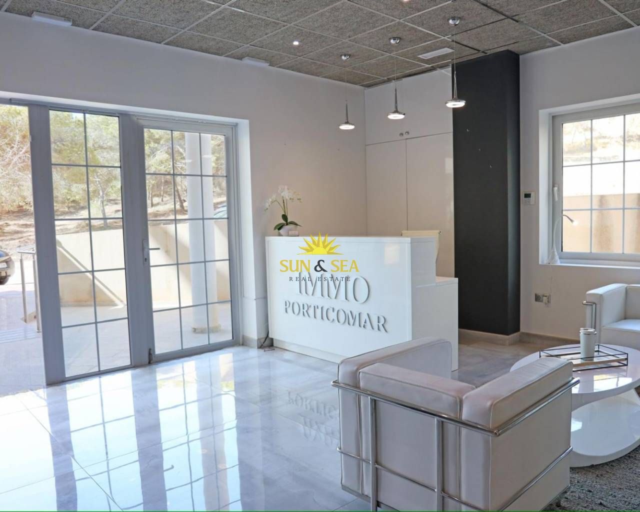 Premises to rent in El Moncayo - El Pòrtic