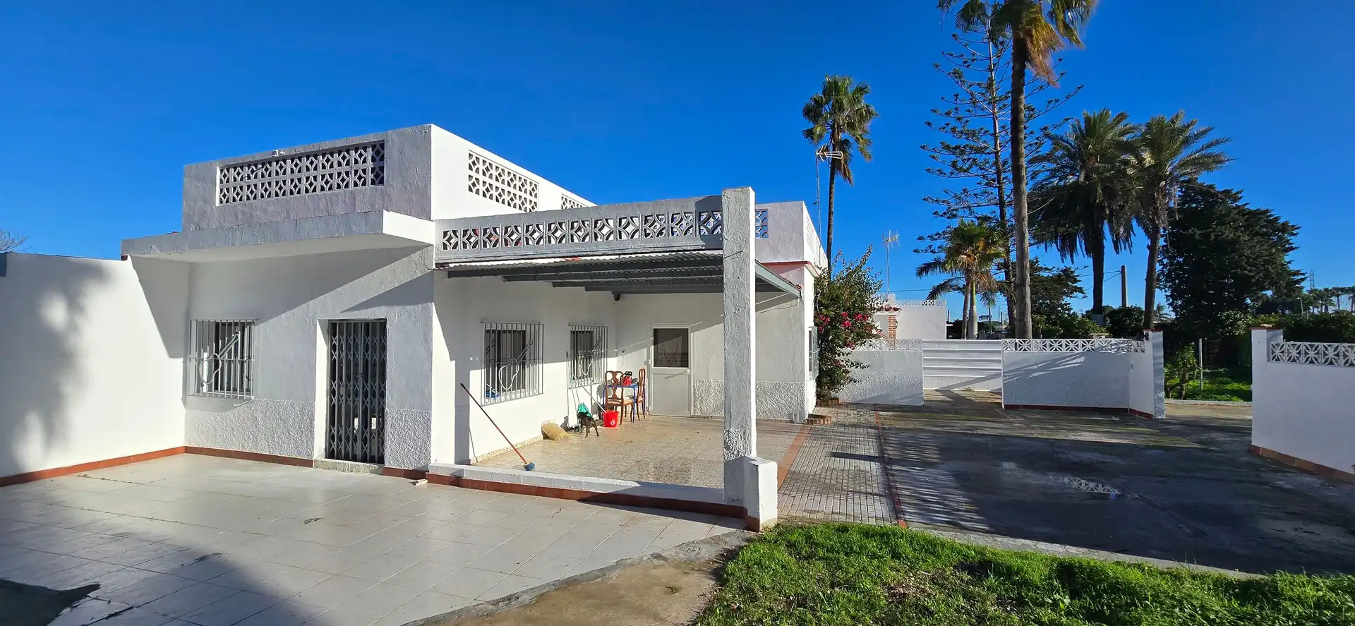 Exterior view of Houses for sale in Rota  with Private garden and Terrace