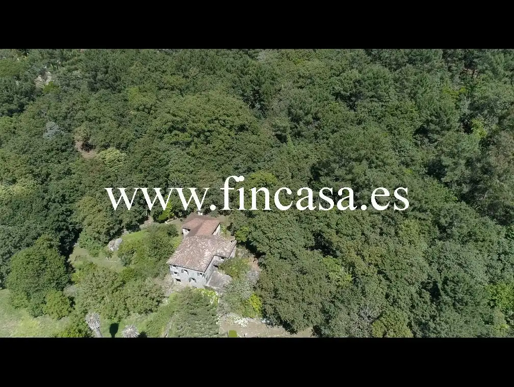 Houses for sale in Nigrán  with Private garden, Parquet flooring and Terrace