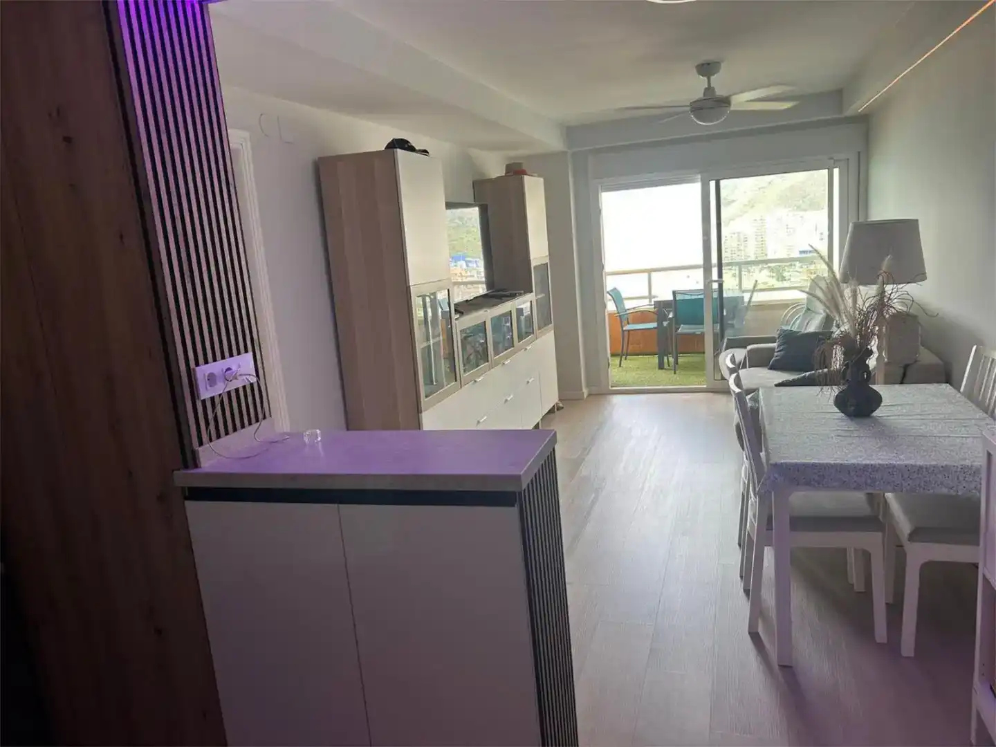 Wohnzimmer von Wohnung zur Miete in Cullera mit Privatgarten, Parkett und Schwimmbad