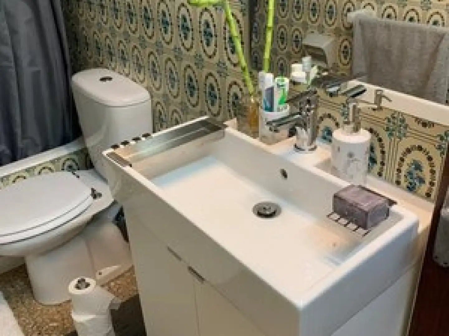 Bathroom of Flat for sale in Oviedo   with Heating