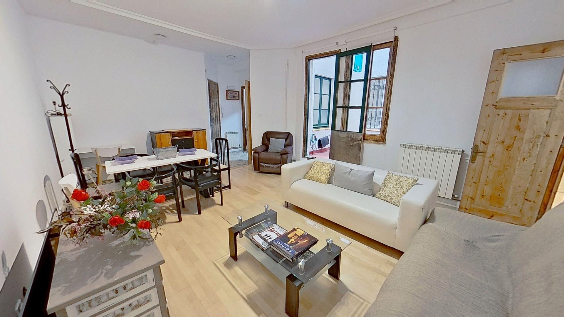 Sala d'estar de Pis en venda en Gijón  amb Calefacció, Parquet i Terrassa