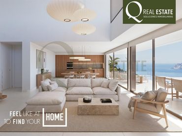Chalet de obra nueva con balcón en venta en Urbanización Cumbre del Sol 1