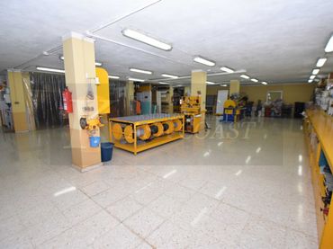 Local comercial en venda a Las Lagunas