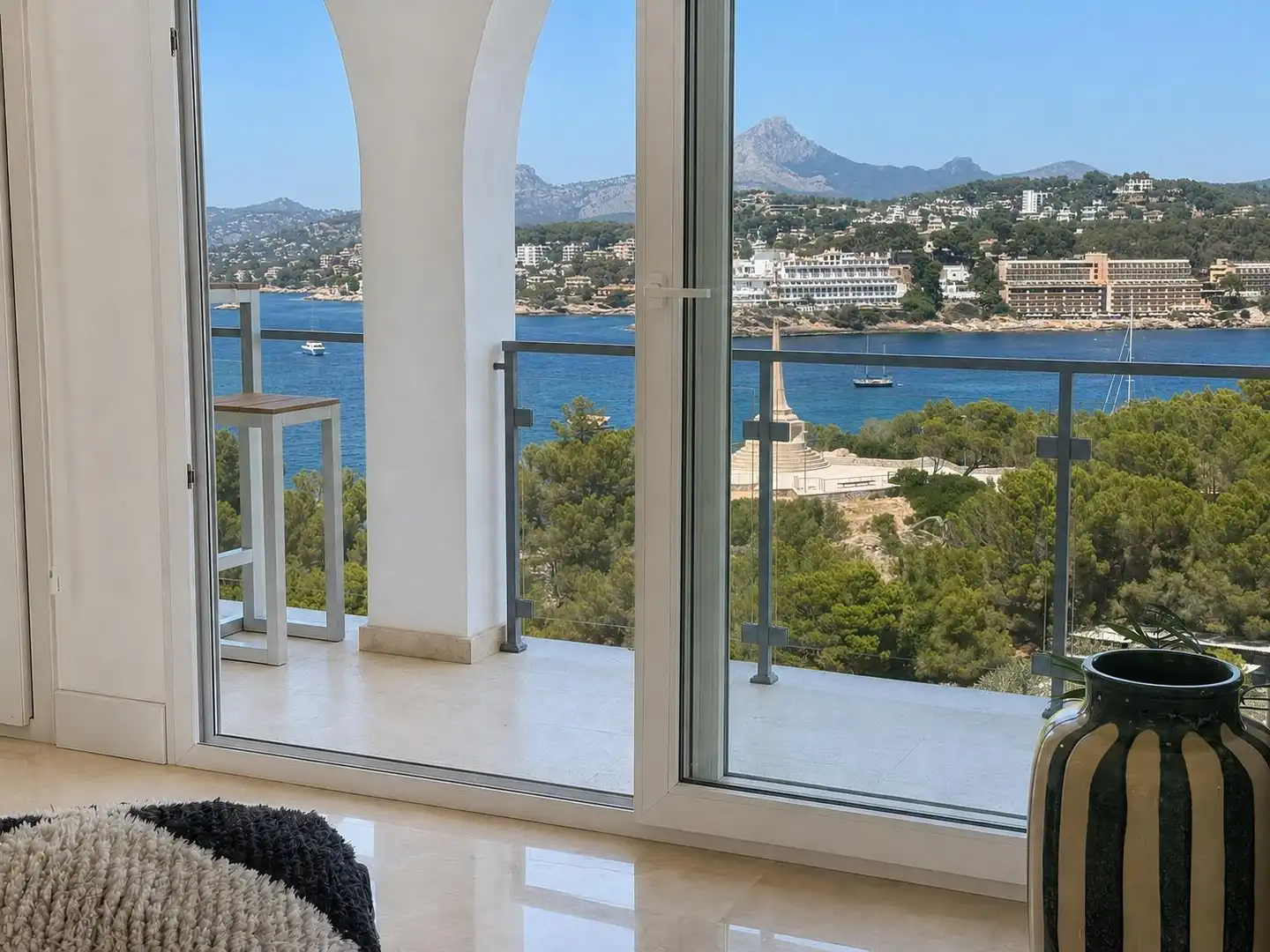 Balcony of Houses for sale in Calvià  with Air Conditioner, Heating and Private garden