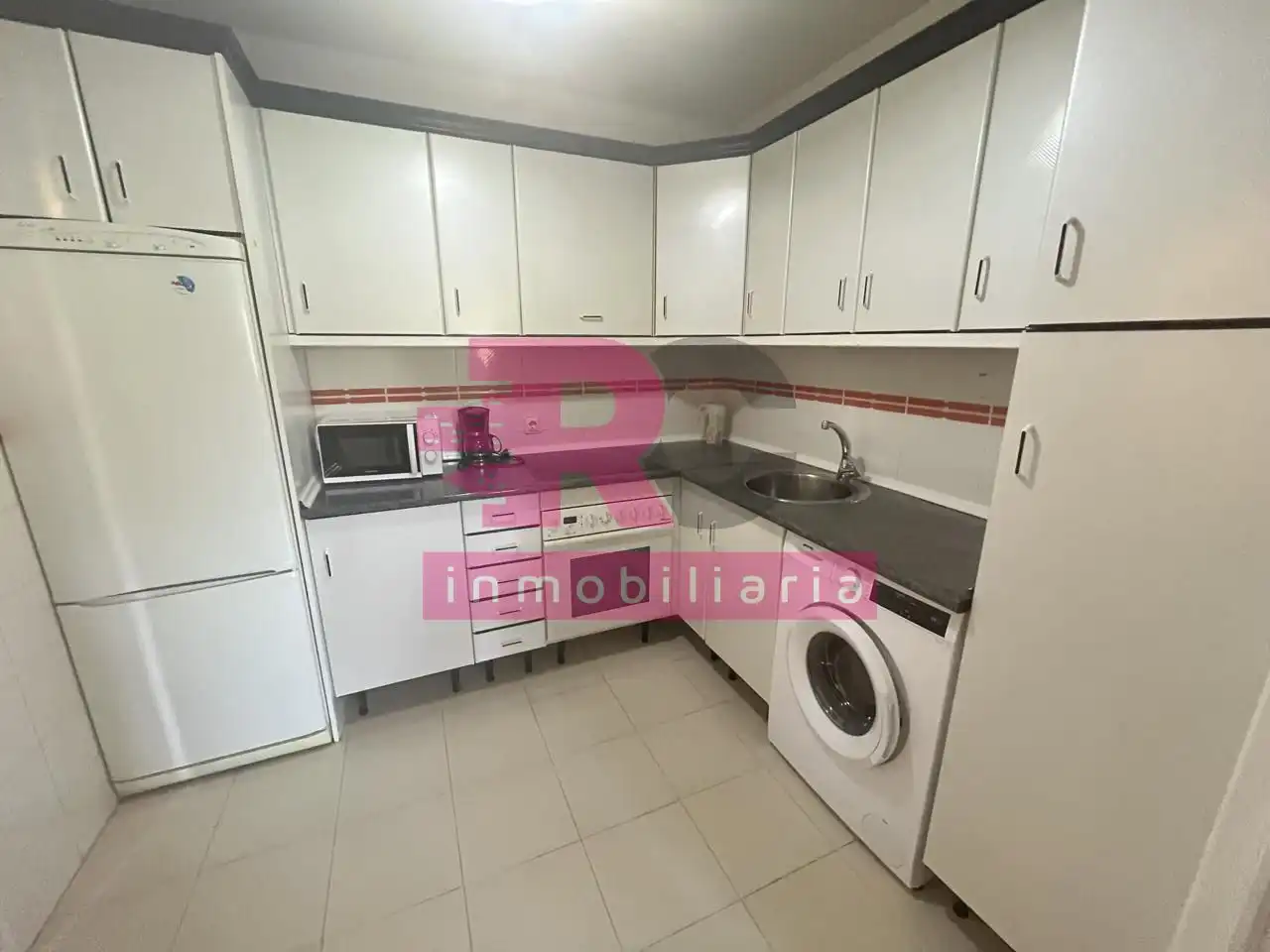 Cocina de Piso de alquiler en Salamanca con Calefacción, Parquet y Amueblado