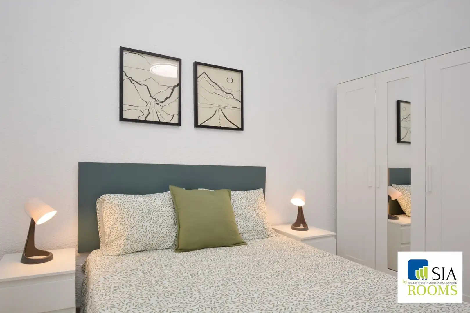 Room in Calle LATASSA, FELIX, 26, Universidad San Francisco