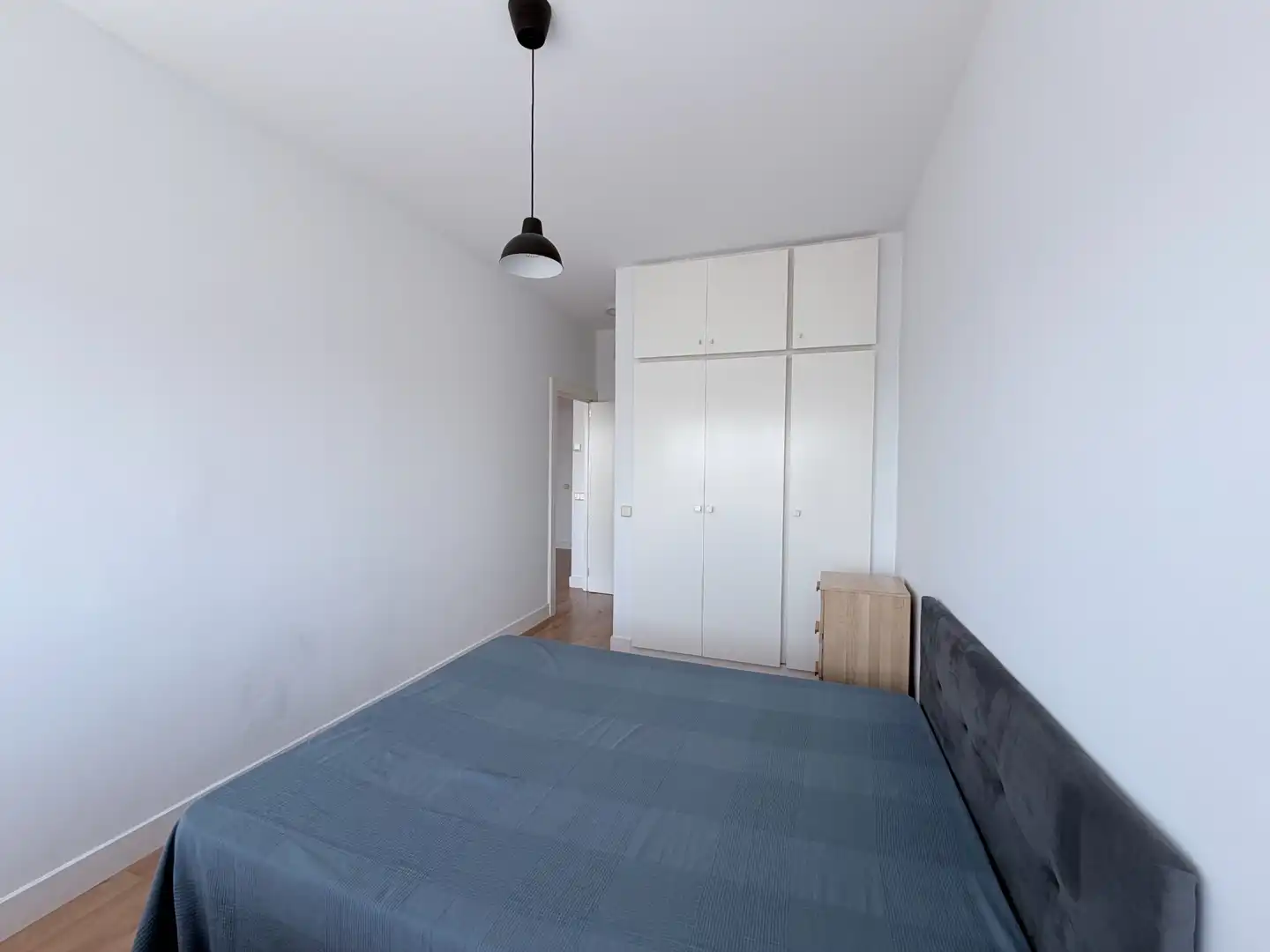 Habitación de Apartamento de alquiler en Madrid con Aire acondicionado, Calefacción y Parquet