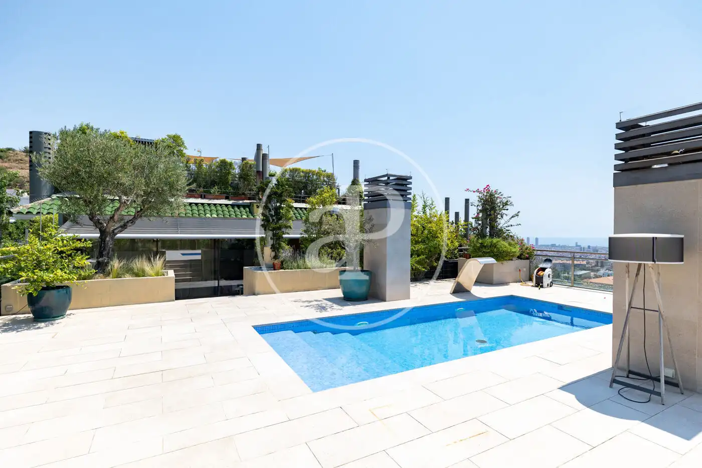 Terrassa de Pis en venda en Barcelona amb Aire condicionat, Calefacció i Jardí privat