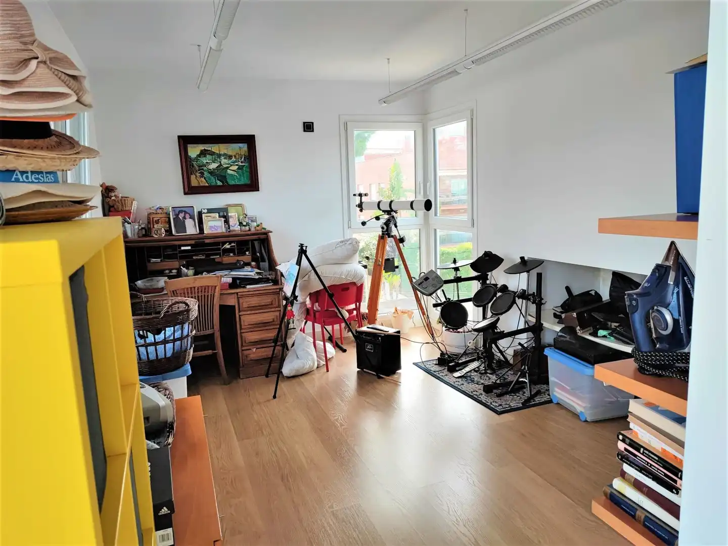 Living room of Houses for sale in Castelldefels  with Air Conditioner, Heating and Private garden