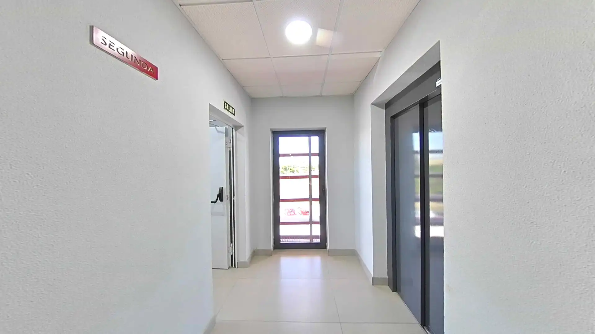 Office for sale in Platino, Salteras