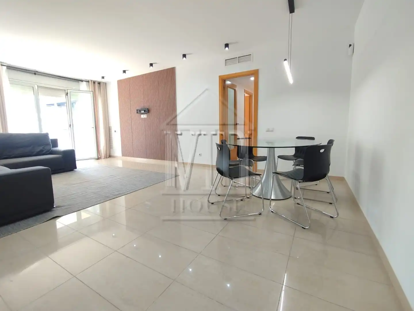 Living room of Flat for sale in Badalona  with Air Conditioner, Heating and Furnished