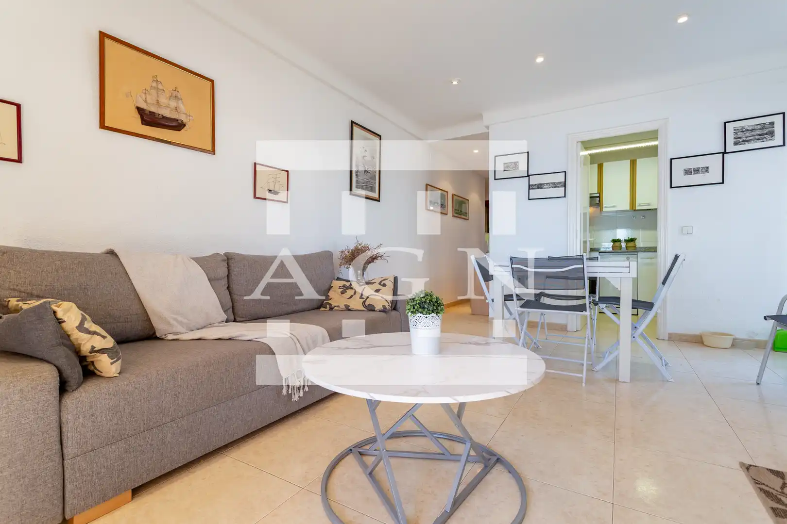 Living room of Flat for sale in Mont-roig del Camp  with Terrace, Furnished and Oven