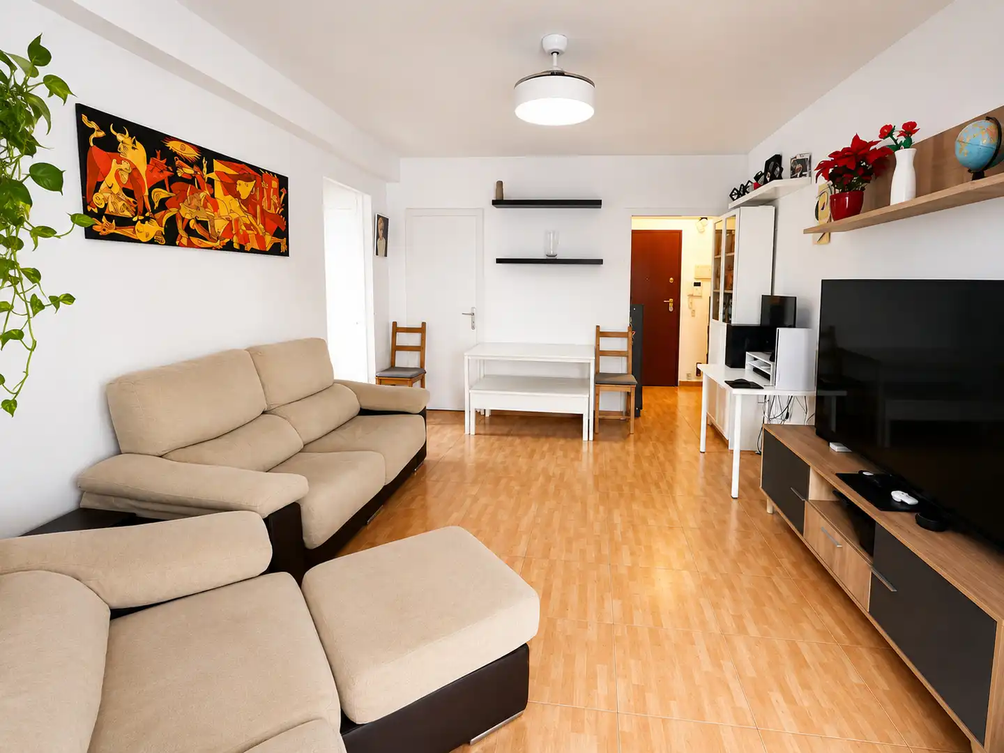 Wohnzimmer von Wohnung zum Verkauf in Torremolinos mit Klimaanlage, Terrasse und Möbliert