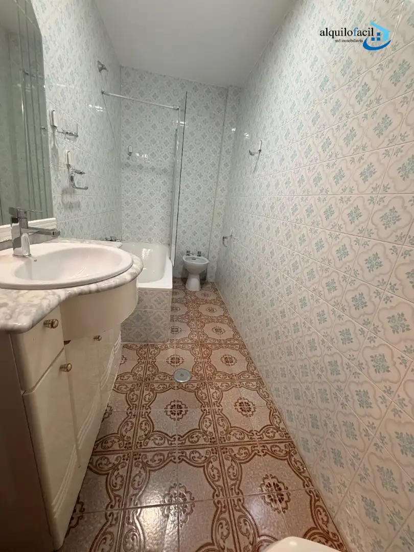 Appartamento con terrazza in affitto a Calle Covadonga 15, imagen 16