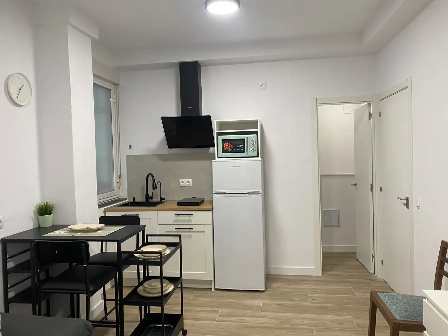 Cuina de Pis en venda en Oviedo  amb Moblat