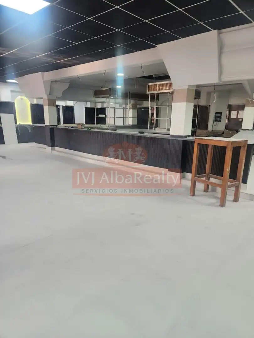Edificio en venta en El Provencio  