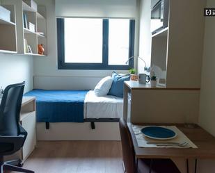 Dormitori de Casa o xalet per a compartir en  Granada Capital amb Aire condicionat i Terrassa