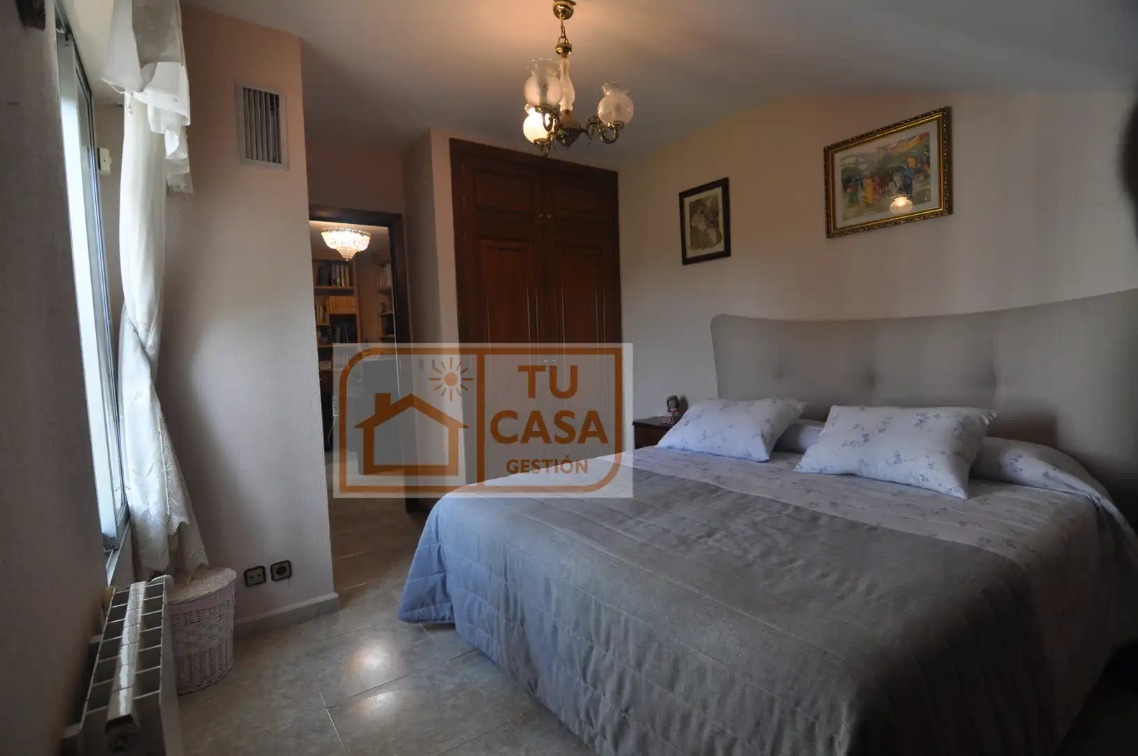 Terraced house with terrace for sale in Calle Carolina Coronado, imagen 10