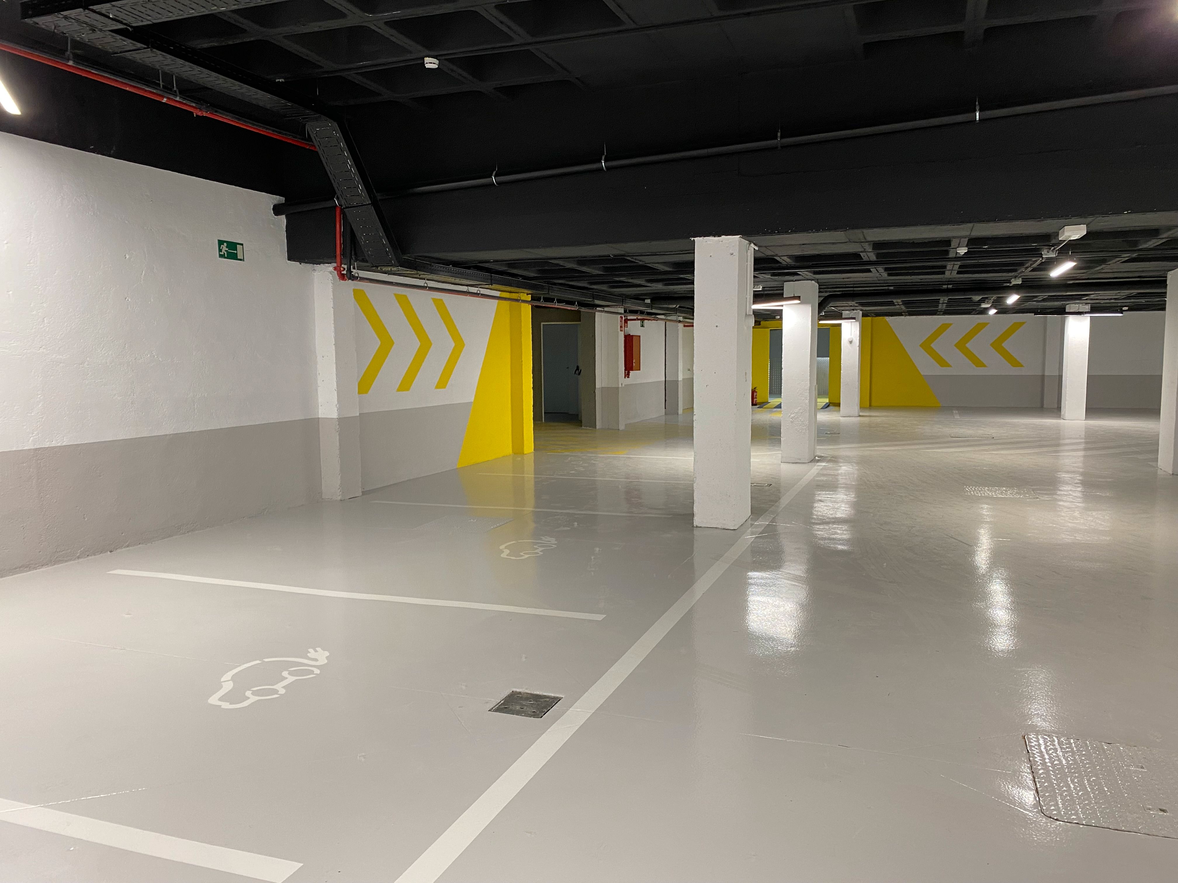 Parking of Garage to rent in San Sebastián de los Reyes  with Alarm