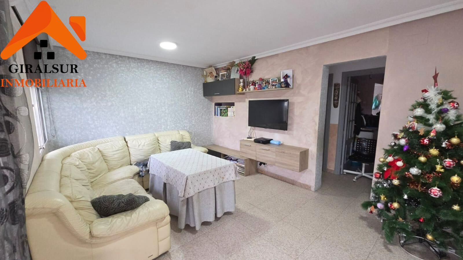 Piso en venta en Calle Ciudad de Paterna, Parque Alcosa