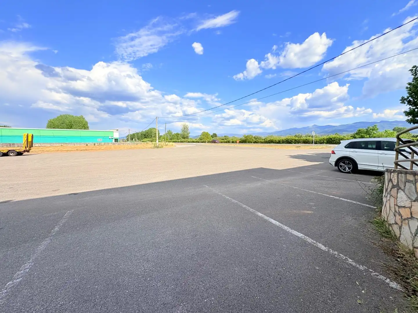 Parkplatz von Gebäude zum Verkauf in Carracedelo