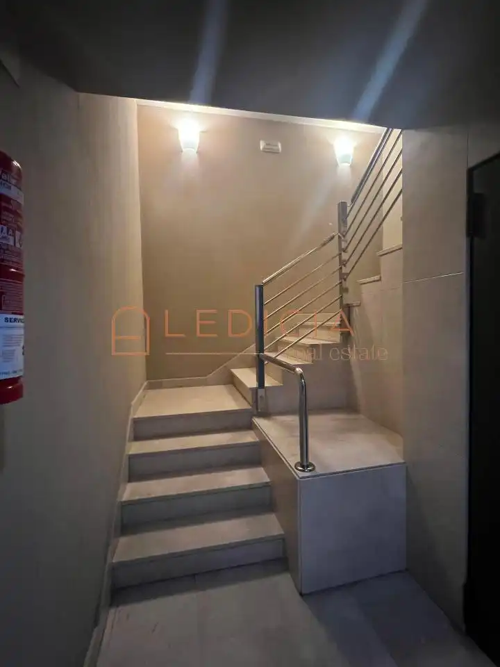 Estudio en venta en PI Y MARGALL, Casco Vello