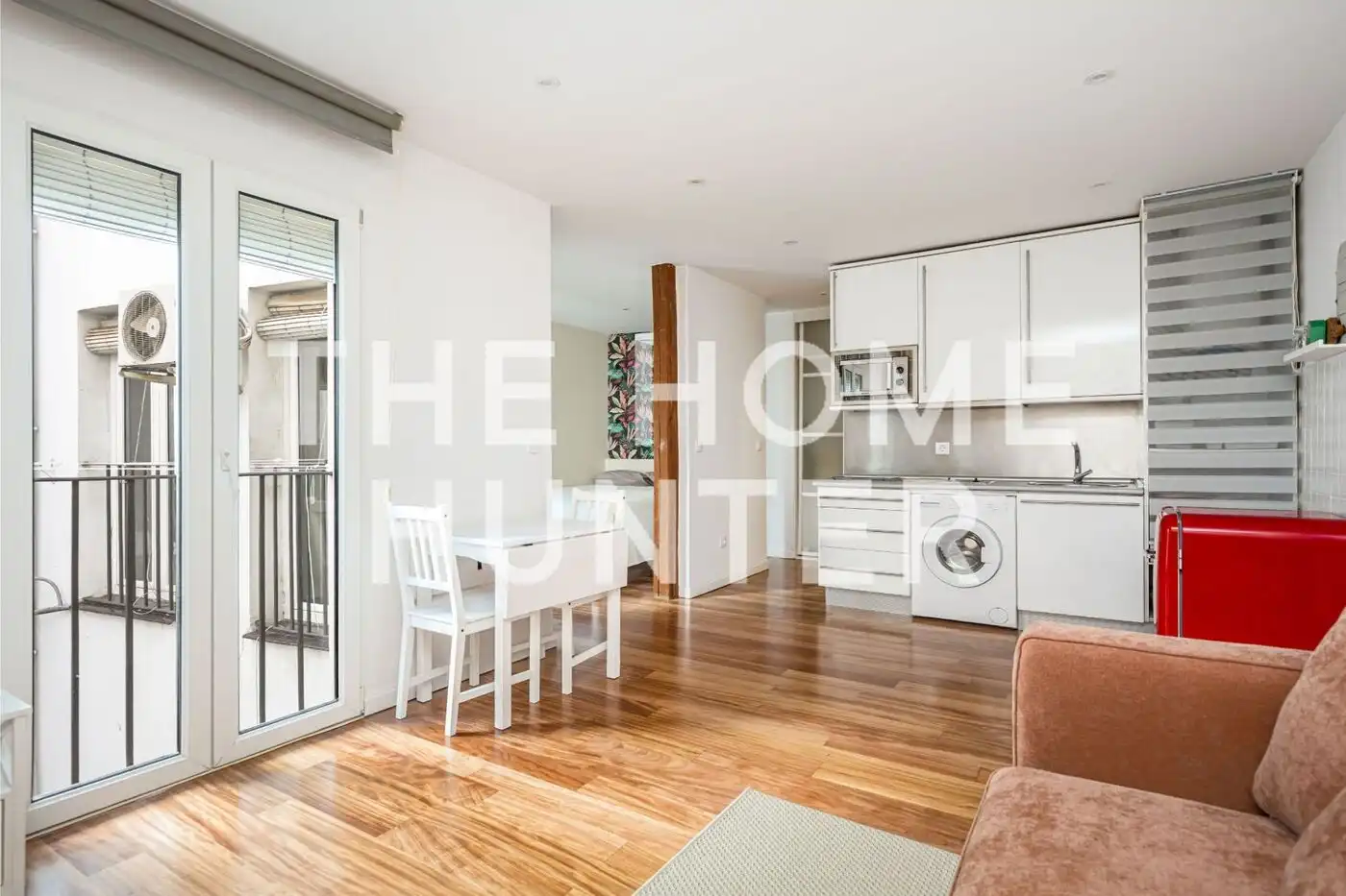 Exterior view of Flat for rent in Madrid  with Air Conditioner, Heating and Furnished