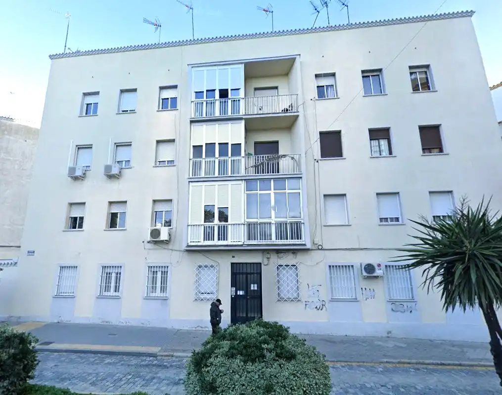 Vista exterior de Piso en venta en Huelva