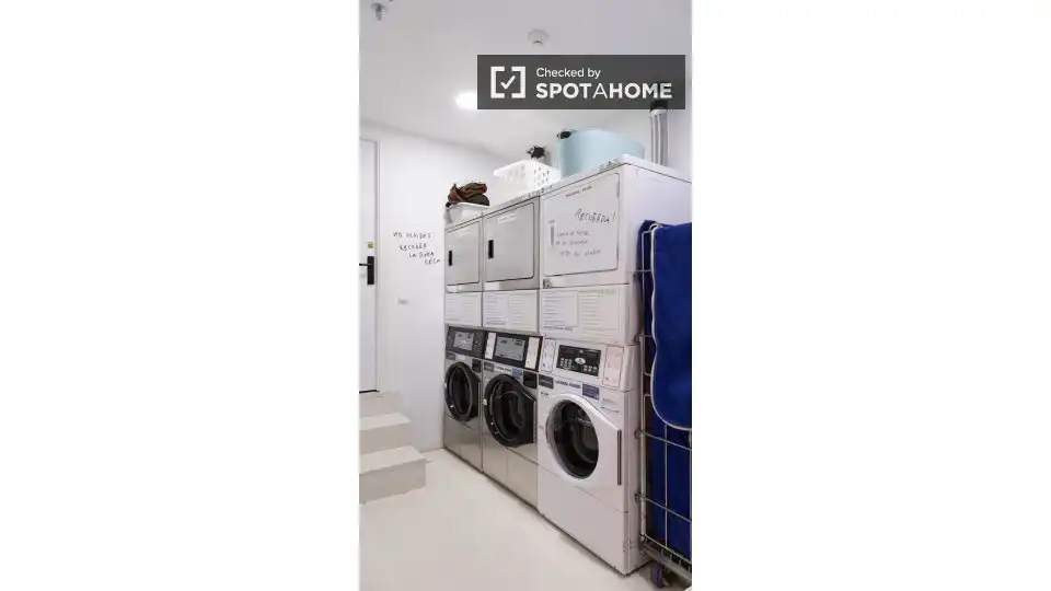 Casa o xalet per a compartir en Madrid amb Aire condicionat, Terrassa i Moblat