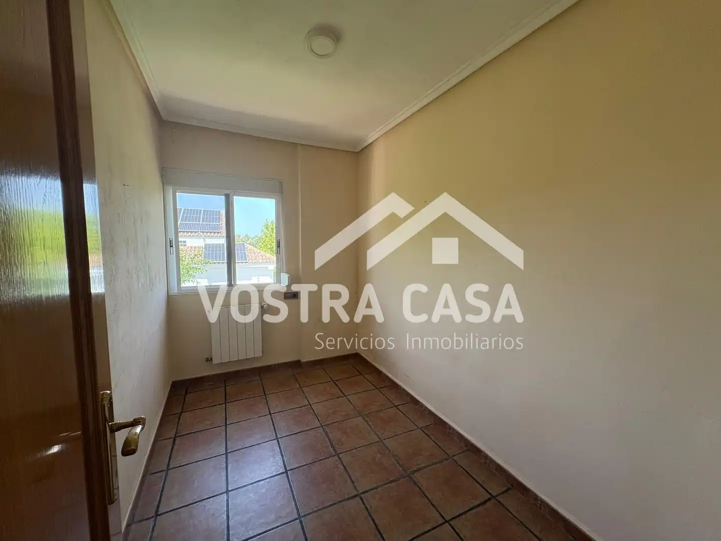 Flat for sale in Chiva  with Alarm