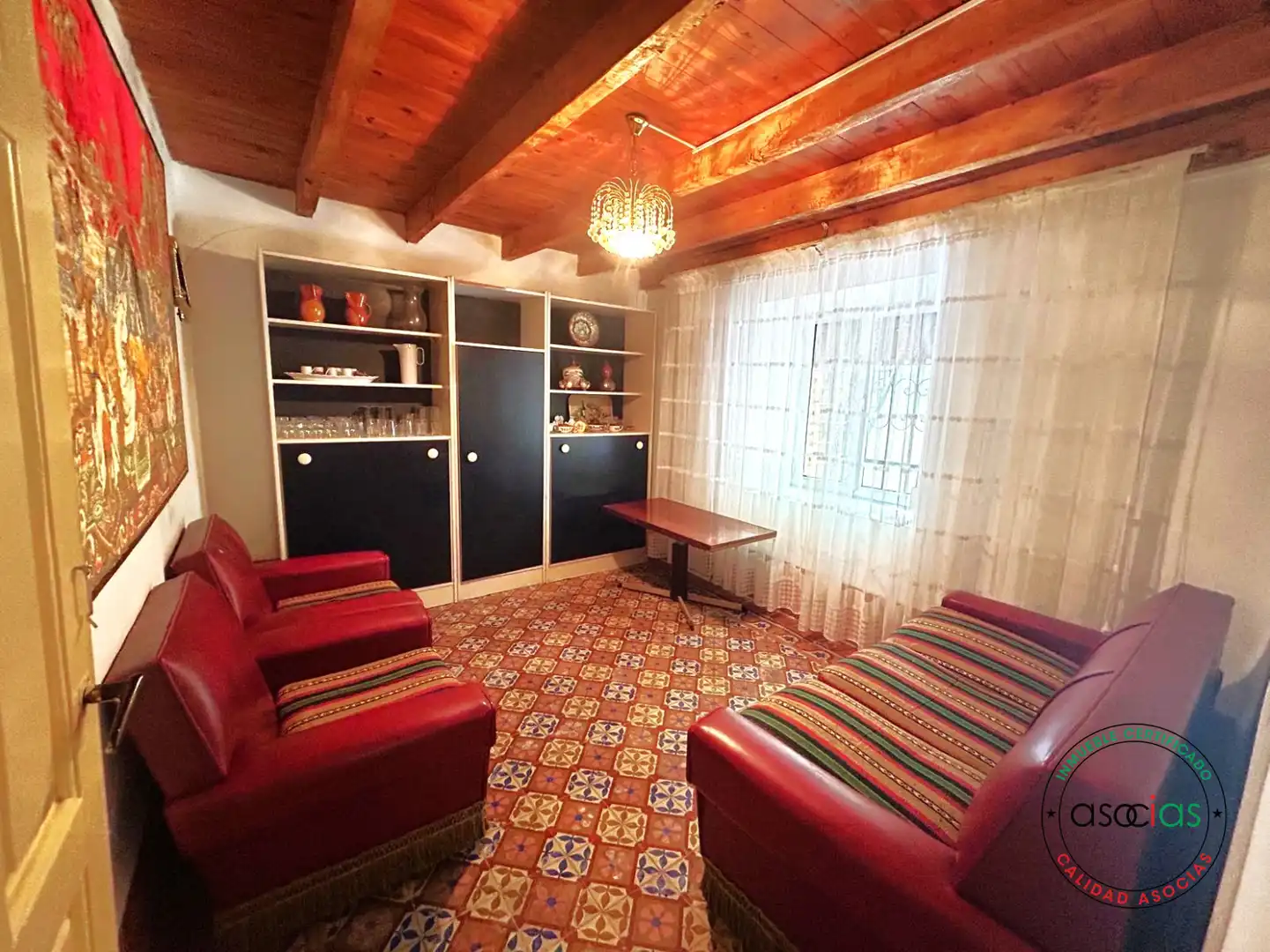 Sala d'estar de Casa o xalet en venda en Villazanzo de Valderaduey amb Jardí privat, Terrassa i Moblat