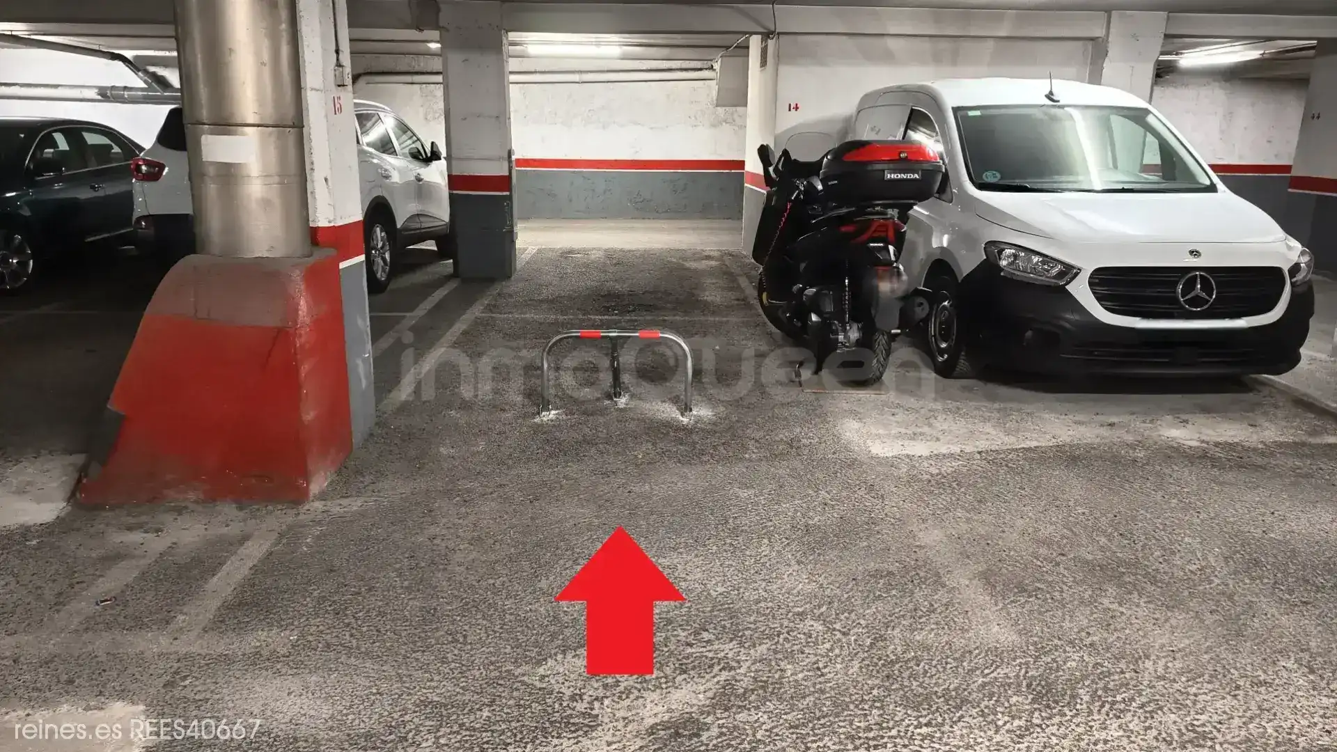 Aparcament de Garatge de lloguer en Oviedo 